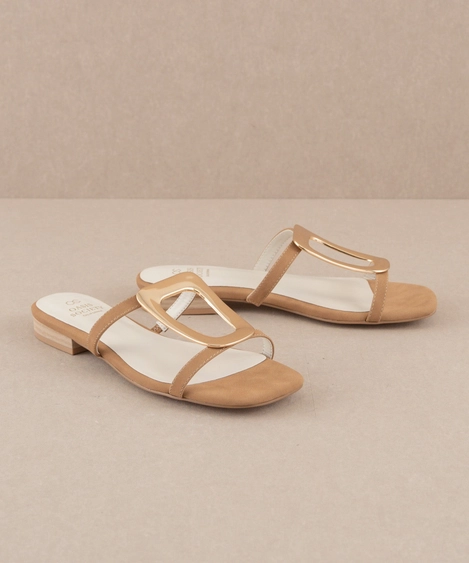 The Amiyah Camel Sandal