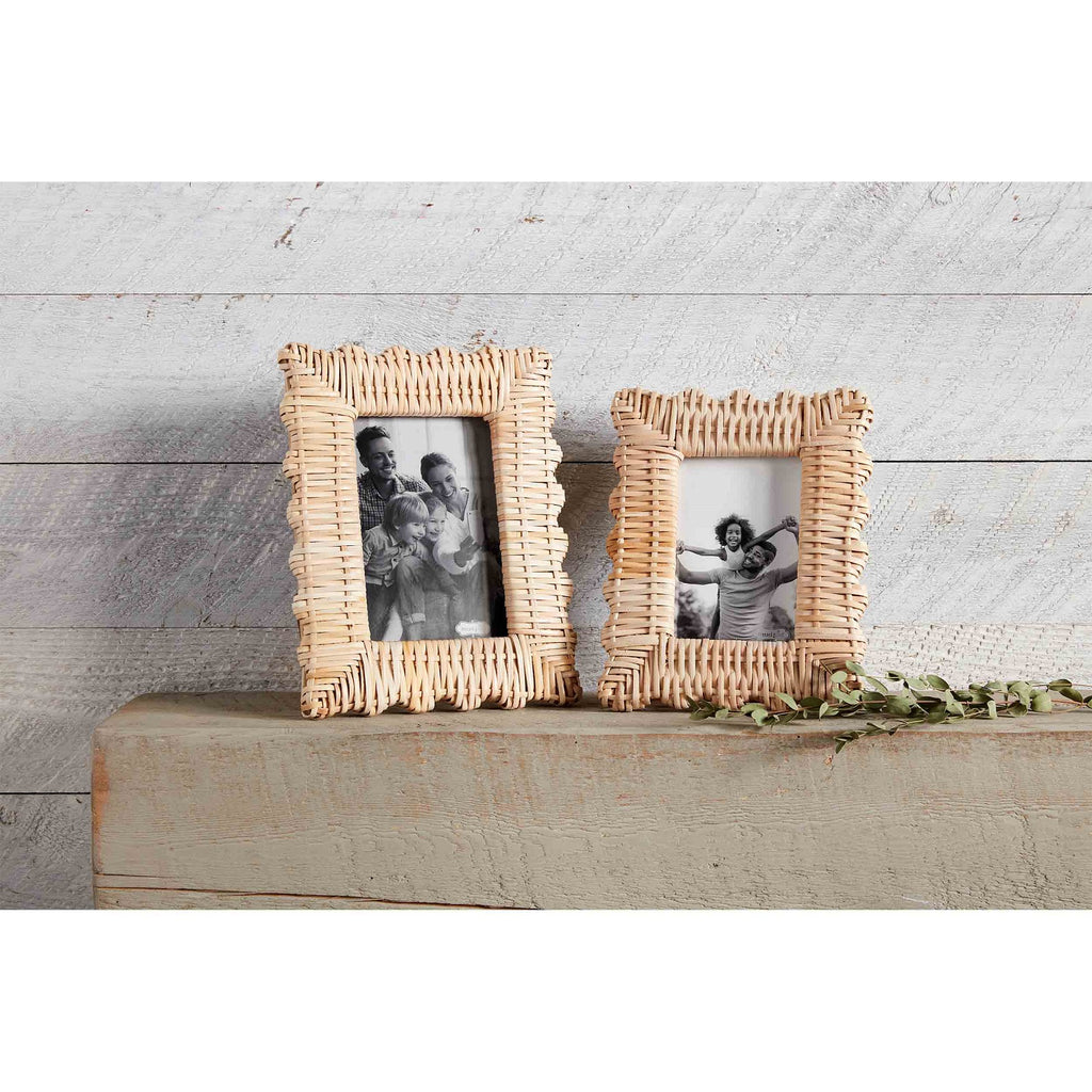 Woven Rattan 4x6 Picture Frame